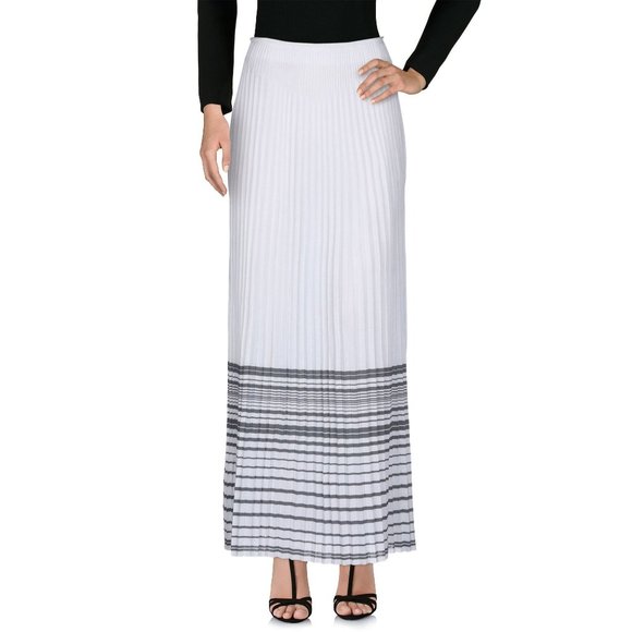 Luxury elegant pleated maxi skirt Size 4 White/Grey stripes